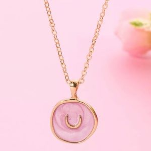 🎉 New Crescent Moon Gold Plated Pendant Necklace